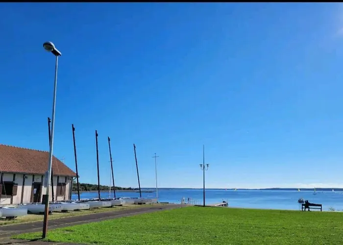 Superbe A アパート